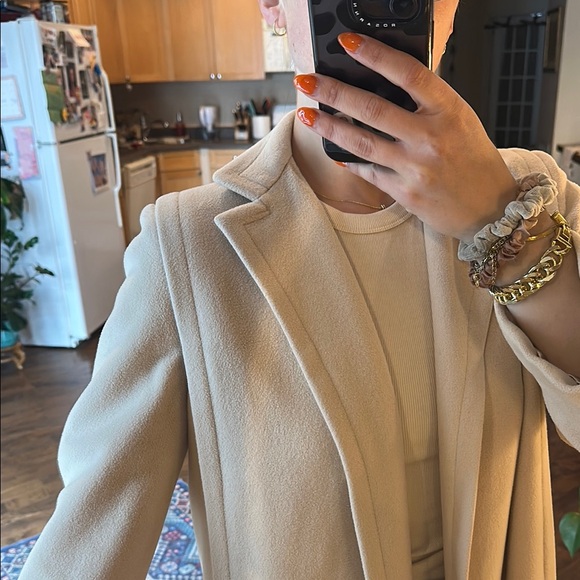 Regency Pure Cashmere Cream Women's Coat - Picture 7 of 10